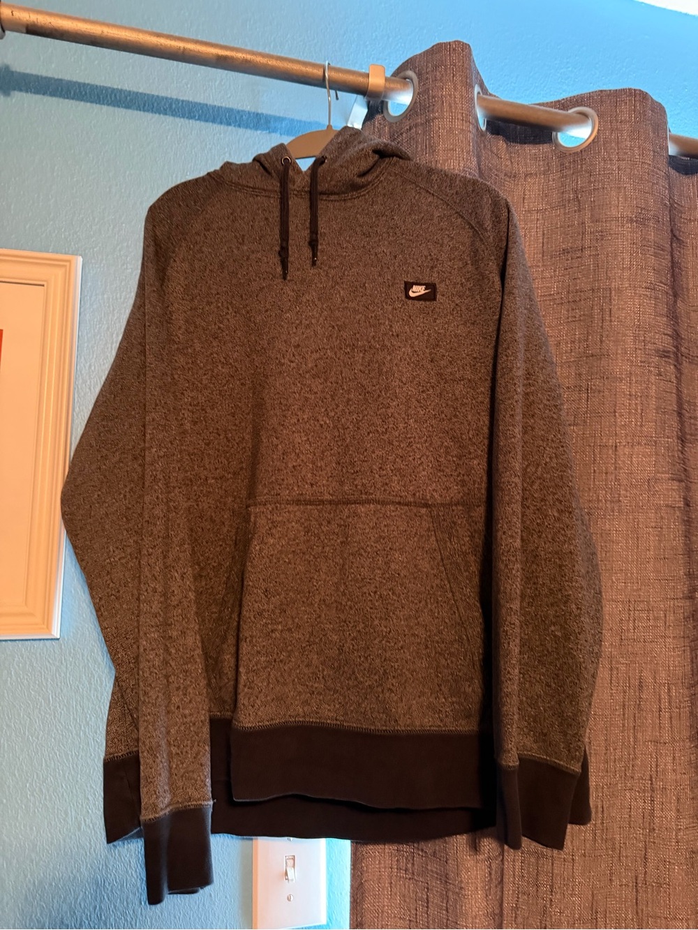 Nike Sportswear Heathered Knit Pullover Hoodie. - Picture 1 of 6